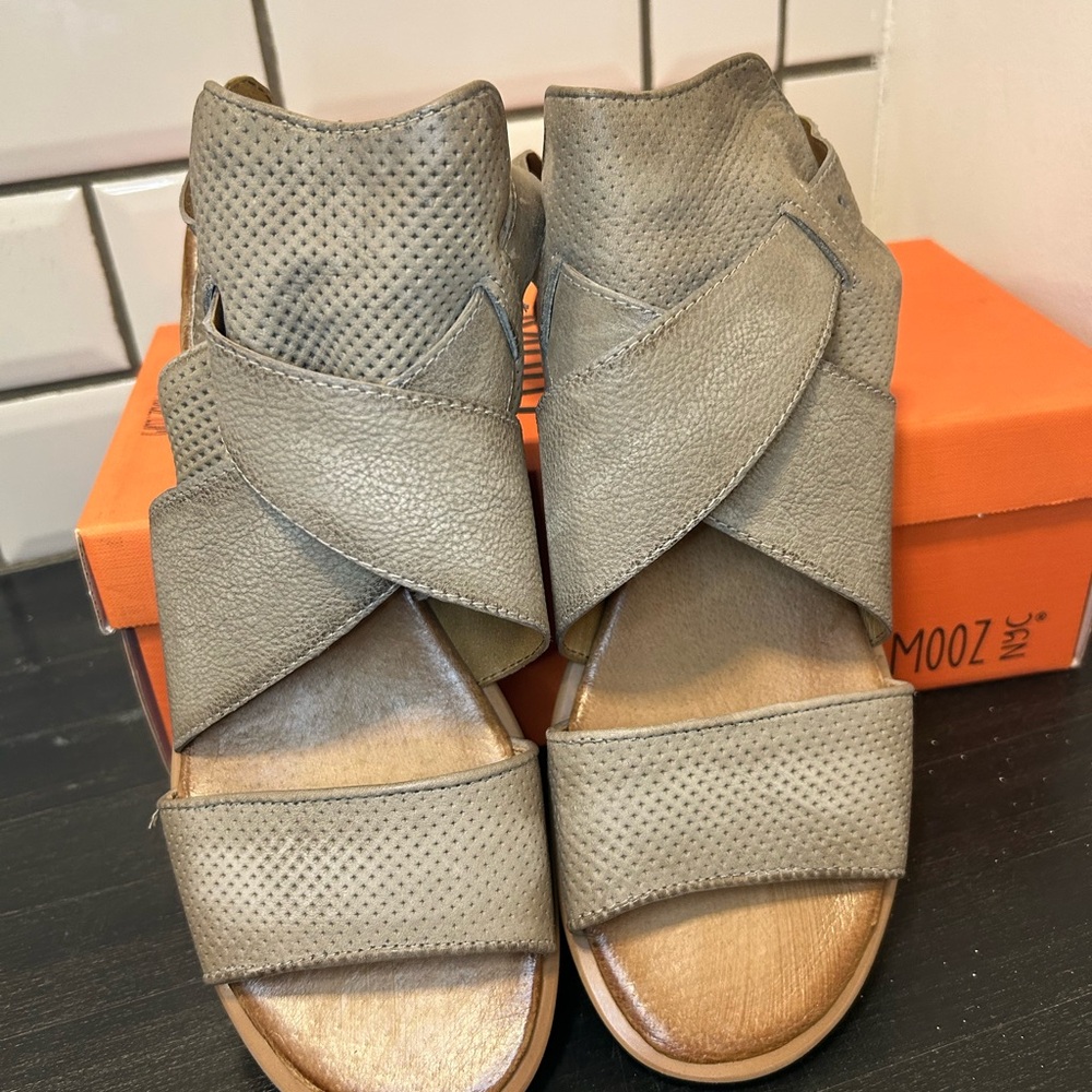 Miz Mooz Women's Fiji - Pebble Leather Sandals